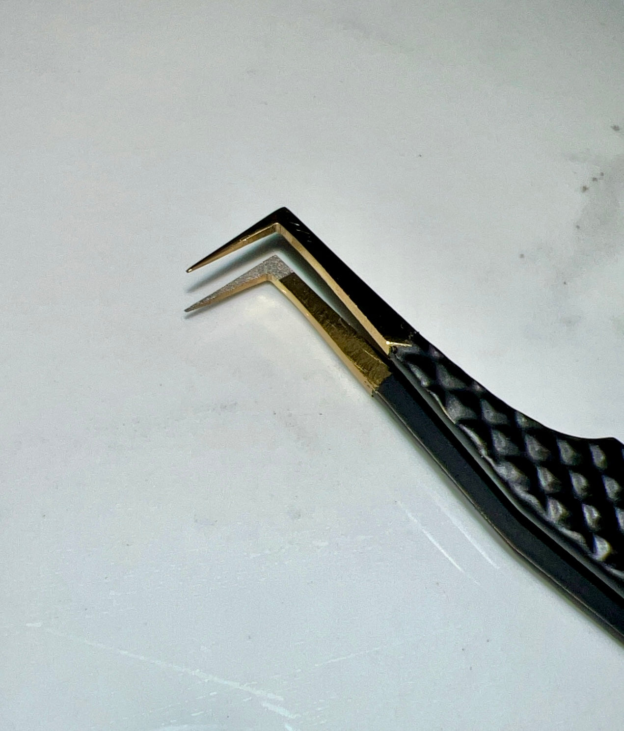 PRO Fiber Grip Volume Tweezer